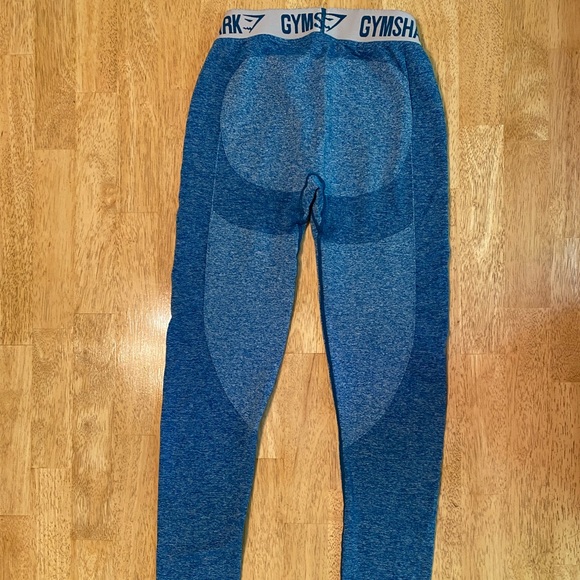 Bundle of Gymshark leggings. Size M - Picture 2 of 11